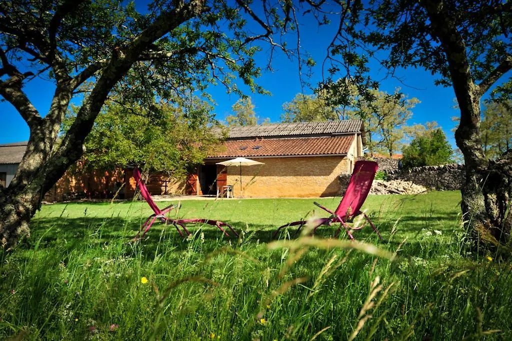 לינה וארוחת בוקר Domaine Lagardelle רוקמאדור