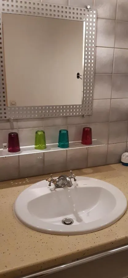 לינה וארוחת בוקר Domaine Lagardelle רוקמאדור